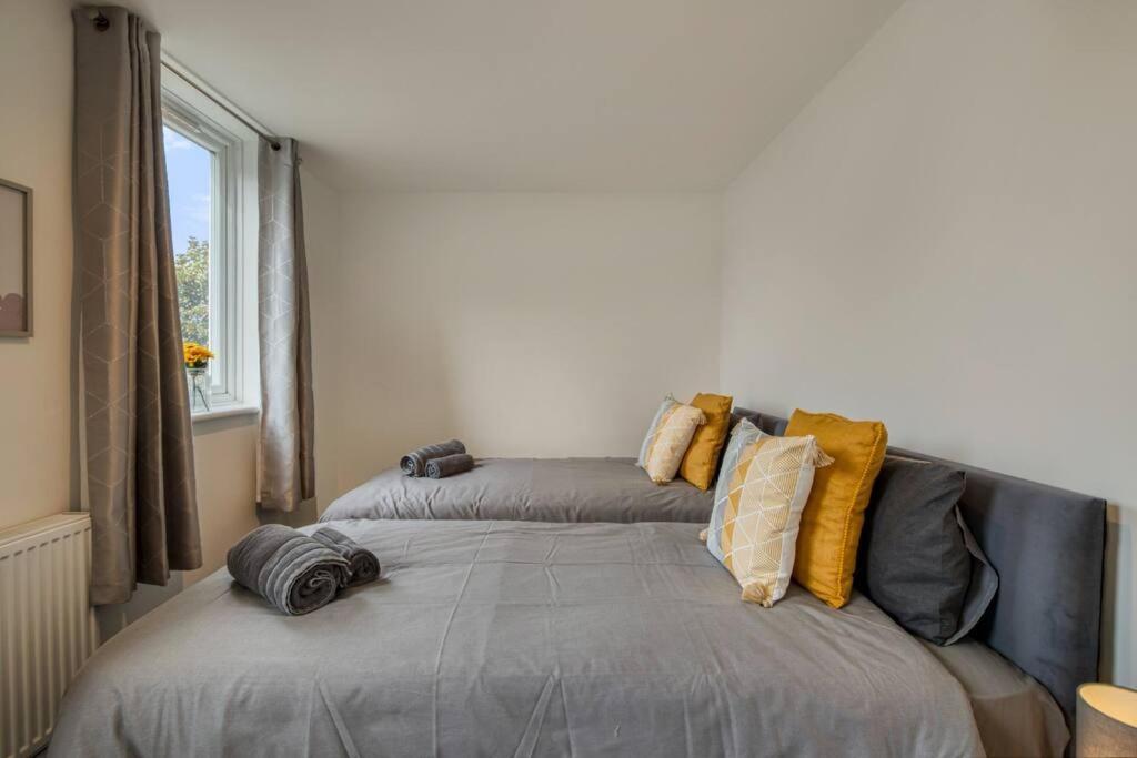 Hidden Gem In Battersea W/ Free Parking Apartment ลอนดอน ภายนอก รูปภาพ
